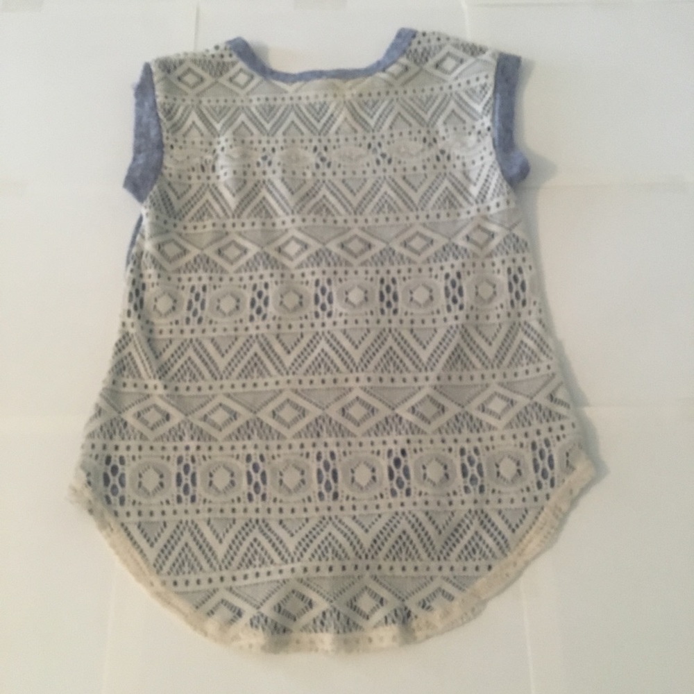 Cute abstract top